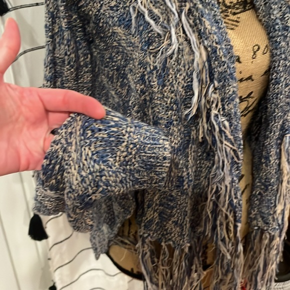 Flying tomato, Boho style blue and tan fringe cardigan sweater ￼ - Picture 5 of 9